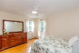 159 Hanover St, Warwick, RI 02886 - Photo 17