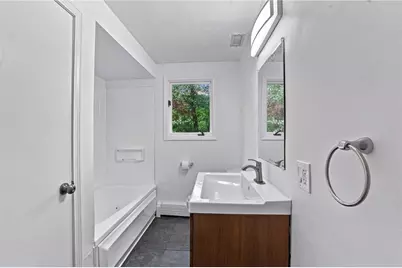 15 Atlantic Avenue, North Providence, RI 02904 - Photo 9