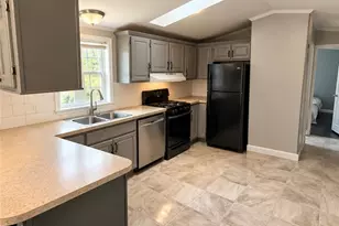 54 West Dr, East Providence, RI 02916 - Photo 3
