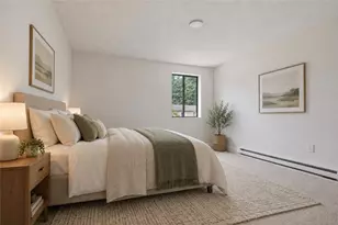 27 South St, West Warwick, RI 02893 - Photo 5