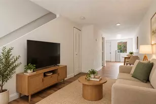 27 South St, West Warwick, RI 02893 - Photo 3