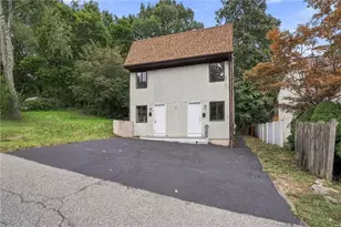 27 South St, West Warwick, RI 02893 - Photo 1