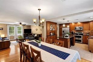 21 Wysteria Ln, Cumberland, RI 02864 - Photo 7