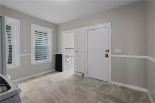 207 Oakland Ave, Providence, RI 02908 - Photo 11