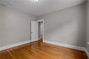 207 Oakland Ave, Providence, RI 02908 - Photo 11