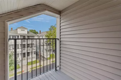 207 Oakland Avenue #3, Providence, RI 02908 - Photo 3