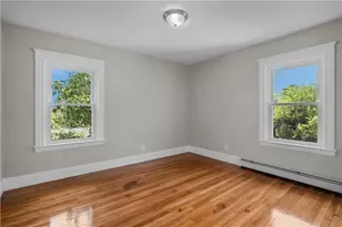 207 Oakland Ave, Providence, RI 02908 - Photo 21