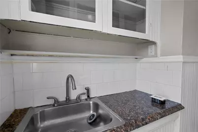 207 Oakland Avenue #3, Providence, RI 02908 - Photo 17