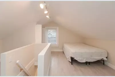191 Coggeshall Avenue #3, Newport, RI 02840 - Photo 13