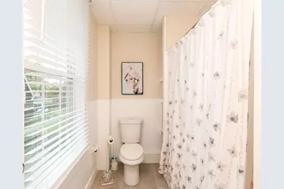 191 Coggeshall Avenue #3, Newport, RI 02840 - Photo 3