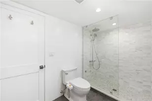 245 Eustis Ave, Newport, RI 02840 - Photo 21