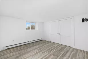 245 Eustis Ave, Newport, RI 02840 - Photo 13