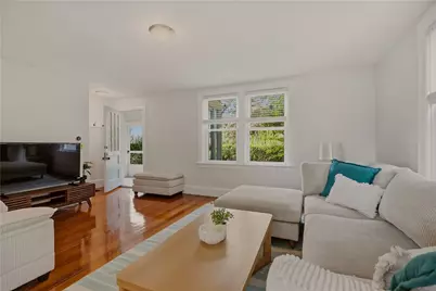 3 Dyres Gate #3, Newport, RI 02840 - Photo 5