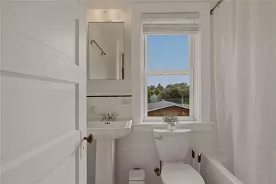 3 Dyres Gate #3, Newport, RI 02840 - Photo 21