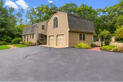 447 Fairview Avenue, Rehoboth, MA 02769 - Photo 3
