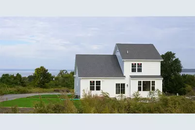 153 Revolution Way, Middletown, RI 02840 - Photo 7