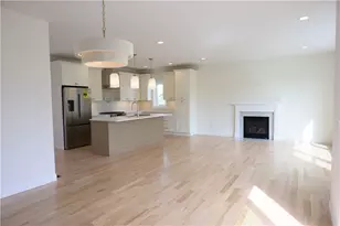 153 Revolution Wy, Middletown, RI 02840 - Photo 3