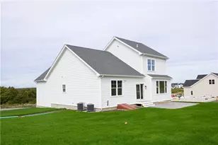 153 Revolution Wy, Middletown, RI 02840 - Photo 21
