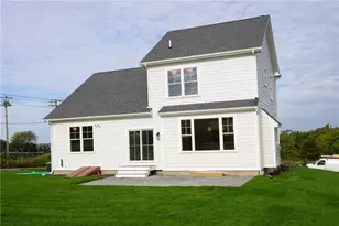 153 Revolution Wy, Middletown, RI 02840 - Photo 15