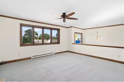 11 Renfrew Avenue, Middletown, RI 02842 - Photo 9