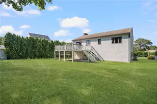 11 Renfrew Ave, Middletown, RI 02842 - Photo 5