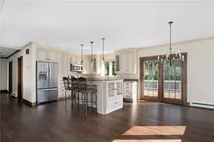 11 Renfrew Ave, Middletown, RI 02842 - Photo 11