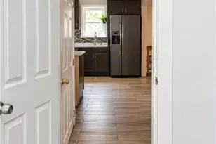 126 Whittier Ave, Providence, RI 02909 - Photo 5