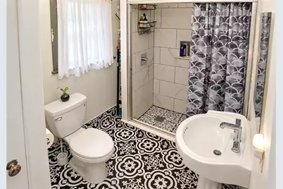 126 Whittier Avenue, Providence, RI 02909 - Photo 9