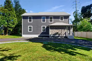 3 Narragansett Blvd, Portsmouth, RI 02871 - Photo 3