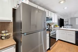 612 Smithfield Rd, North Providence, RI 02904 - Photo 7