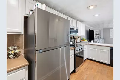 612 Smithfield Road #D23, North Providence, RI 02904 - Photo 7