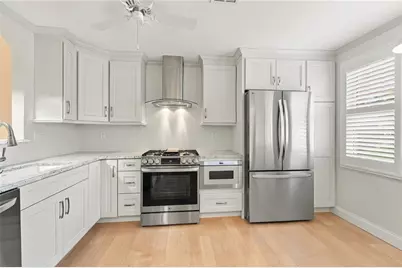 92 Scenic Drive, West Warwick, RI 02893 - Photo 3