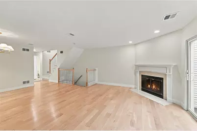 92 Scenic Drive, West Warwick, RI 02893 - Photo 9