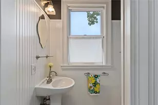 150 Medway St, Providence, RI 02906 - Photo 23