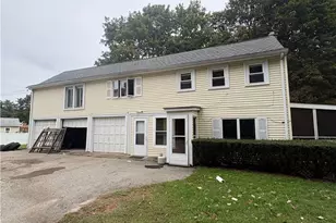 1888 Mendon Rd, Woonsocket, RI 02895 - Photo 3