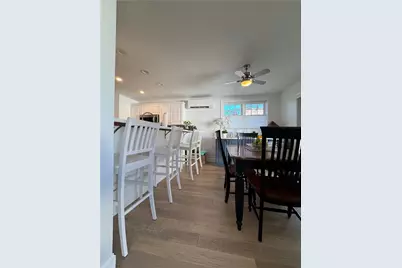 62 Memorial Boulevard, Newport, RI 02840 - Photo 11