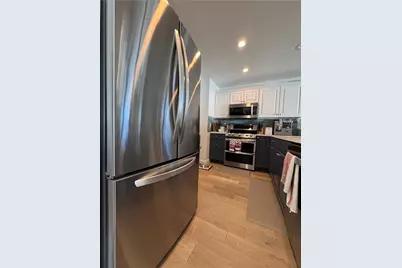 62 Memorial Boulevard, Newport, RI 02840 - Photo 17