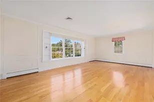 65 Sunrise Dr, Portsmouth, RI 02871 - Photo 13