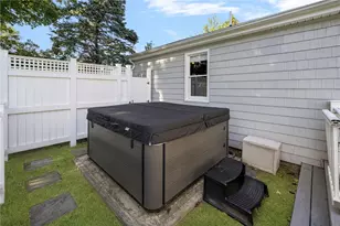 65 Sunrise Dr, Portsmouth, RI 02871 - Photo 29