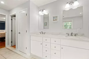 457 Cottrell Rd, Tiverton, RI 02878 - Photo 23