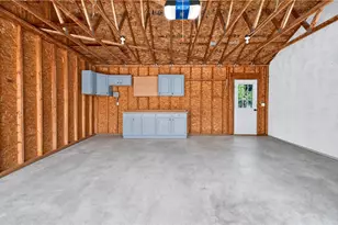 112 Greenwich Ave, Warwick, RI 02886 - Photo 31