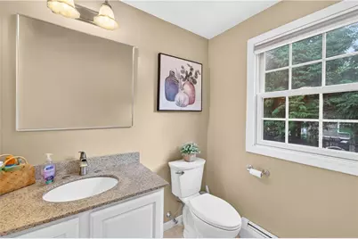112 Greenwich Avenue, Warwick, RI 02886 - Photo 17