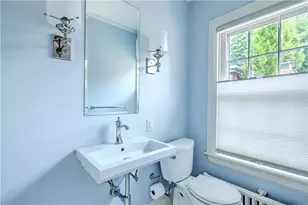32 Jenckes Street St, Providence, RI 02906 - Photo 27