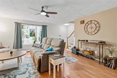 30 Eagle Run #B, Warwick, RI 02818 - Photo 5