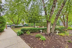 620 Main St, East Greenwich, RI 02818 - Photo 3