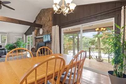 8 Fountain Spring Lane, Johnston, RI 02919 - Photo 9