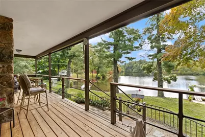 8 Fountain Spring Lane, Johnston, RI 02919 - Photo 11