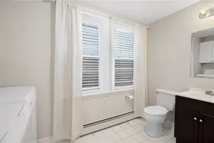 79 Franklin St, Bristol, RI 02809 - Photo 25