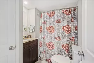 79 Franklin St, Bristol, RI 02809 - Photo 19