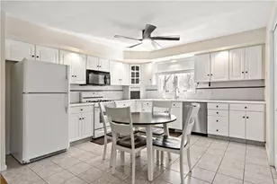 25 Dale Hill Dr, North Kingstown, RI 02874 - Photo 31
